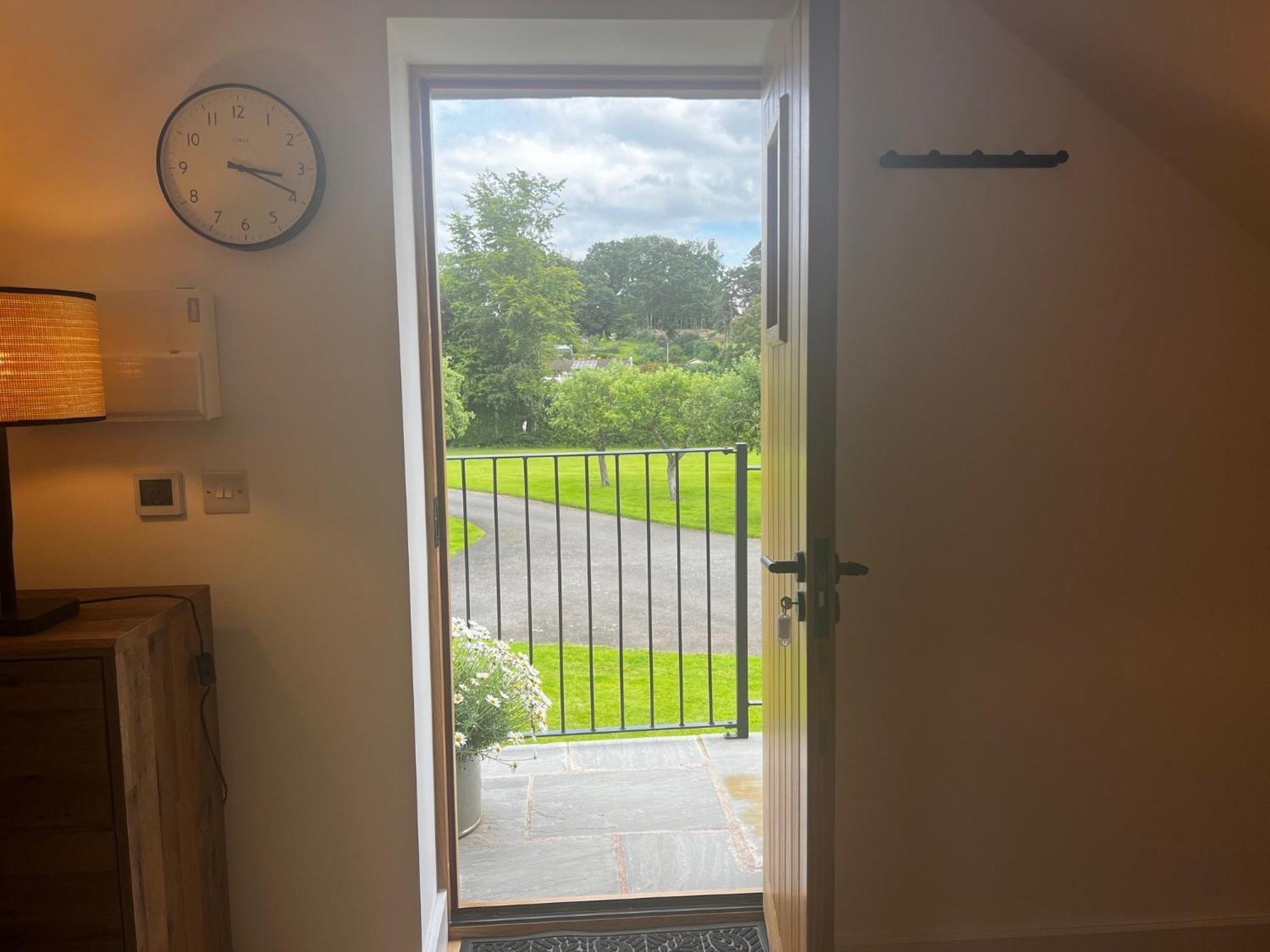 Studio-king Bed-wye Valley Views * Trostrey