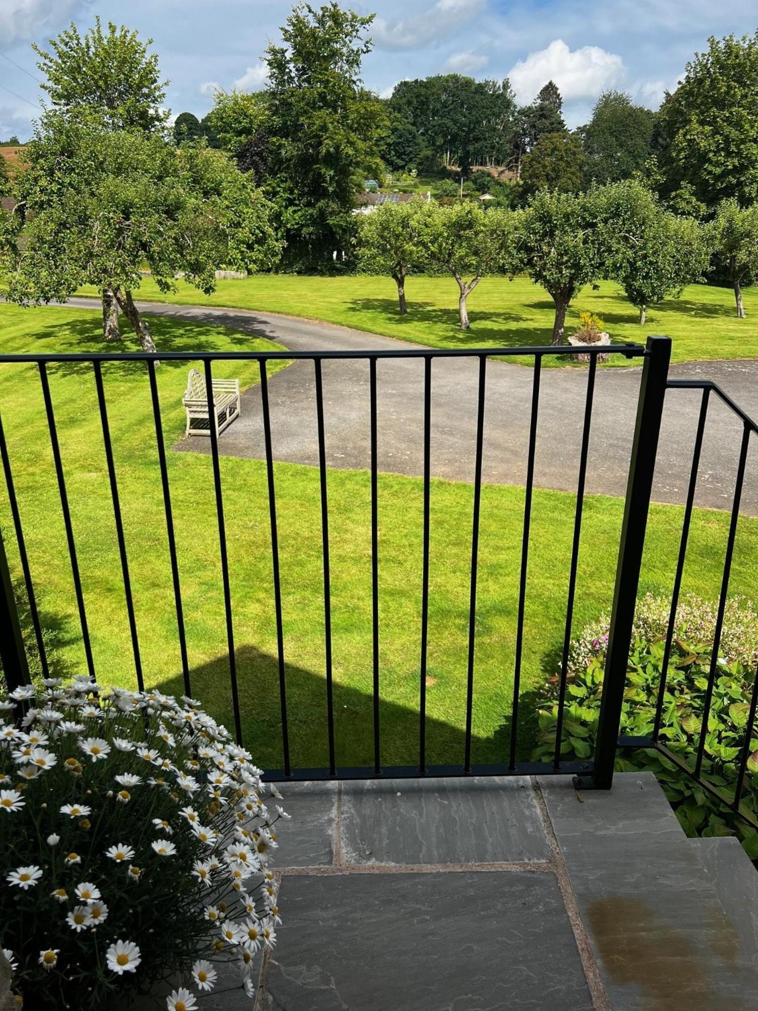 Apartment Studio-king Bed-wye Valley Views